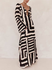 Flattering V-Neckline Unique Printed V Tie Ring Maxi Dress